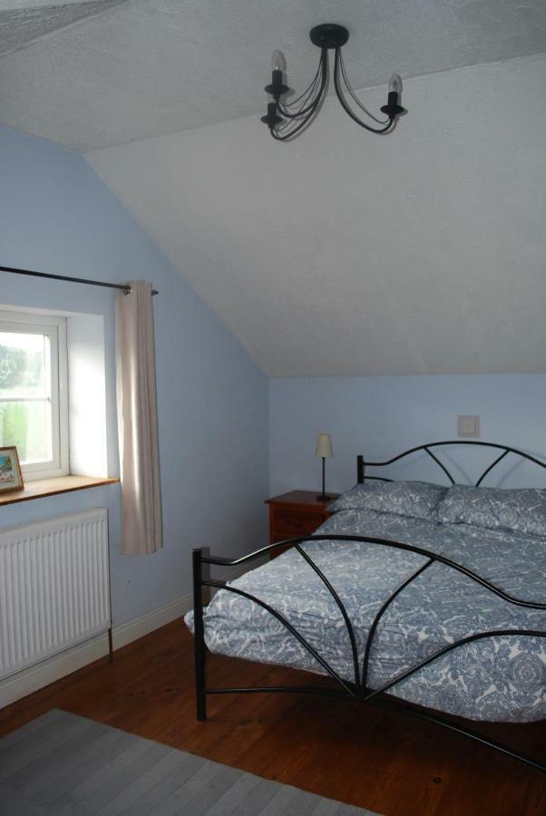 Ty Gylfinir Villa Llandegla ภายนอก รูปภาพ
